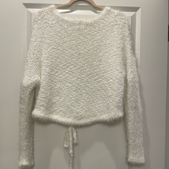 MOD On Trend | White Cropped Sweater with Tie detail - Picture 2 of 3